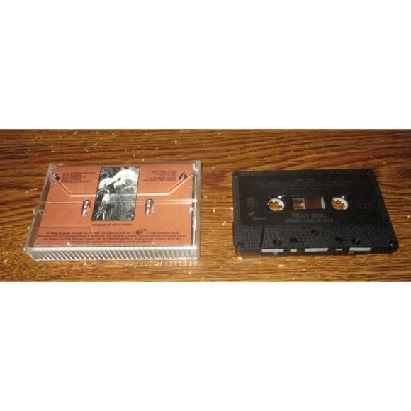 Billy Idol – Whiplash Idol on cassette (1986, Chrysalis Records) - Picture 2 of 4